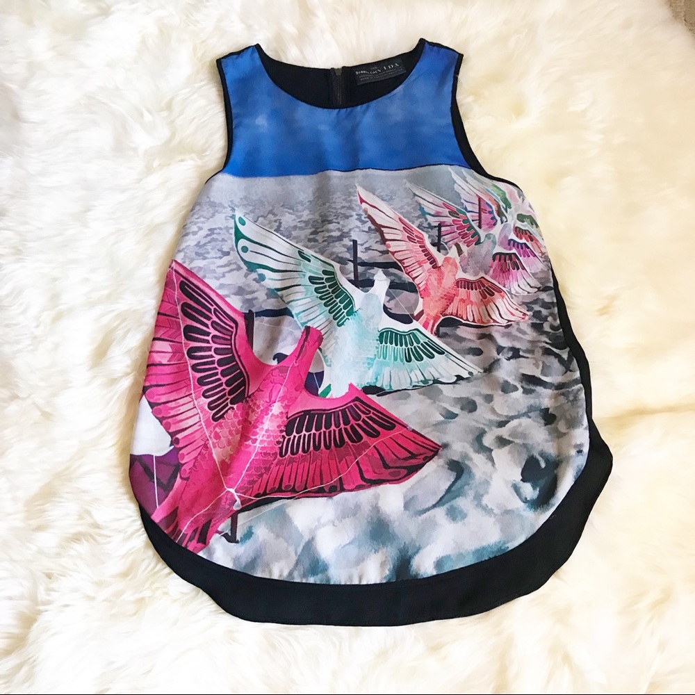 Dennis Cox VIDA top small birds zipper